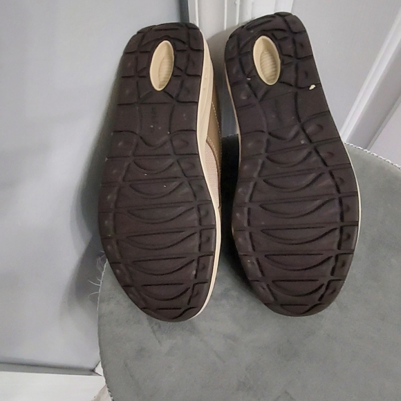 👟Casual Shoes/EASY SPIRIT         NWOB - Picture 11 of 11